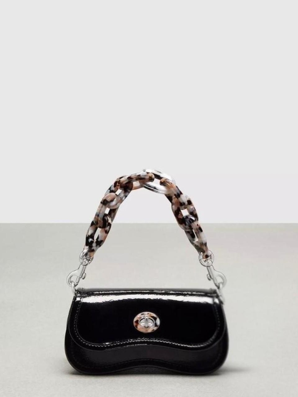 NWT! Coachtopia MINI Wavy Dinky bag in black patent leather